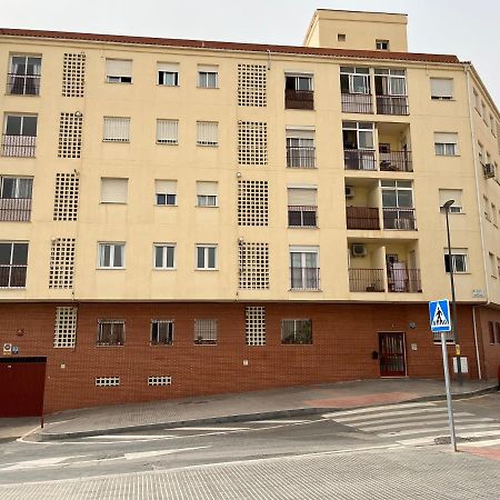Beautiful Brand New 2 Bedroom Flat With Terrace Малага Екстер'єр фото
