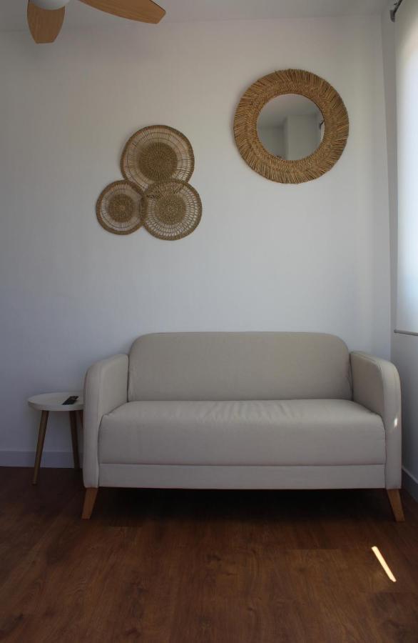 Beautiful Brand New 2 Bedroom Flat With Terrace Малага Екстер'єр фото