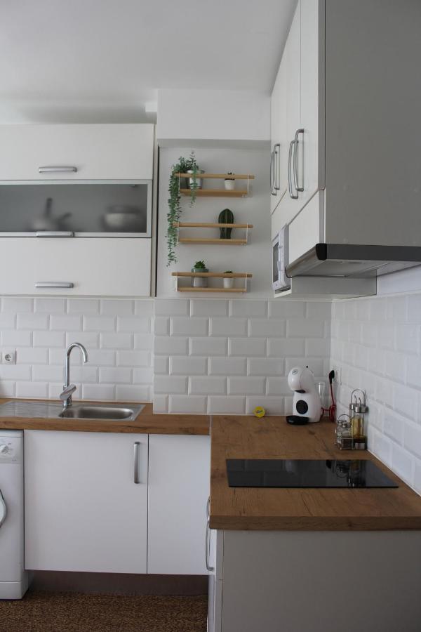 Beautiful Brand New 2 Bedroom Flat With Terrace Малага Екстер'єр фото