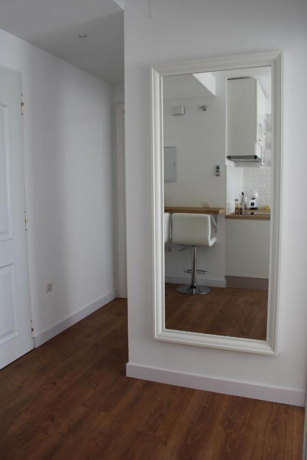 Beautiful Brand New 2 Bedroom Flat With Terrace Малага Екстер'єр фото